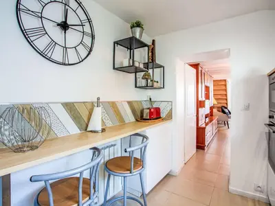 Cuisine ou kitchenette dans l'établissement Holiday Home Norecic-1 by Interhome
