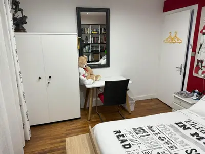Un ou plusieurs lits dans un hébergement de l'établissement Domus 26 Chambre Occidens DUO