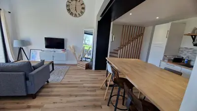 Télévision ou salle de divertissement dans l'établissement Maison 2-6 Personnes