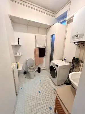 Salle de bains dans l'établissement Beau Duplex plein centre avec vue, idéal télétravail