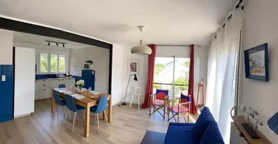 Coin salon dans l'établissement Saint Nazaire 4 chbres 15min de la plage à Saint Marc KER LOT MARC