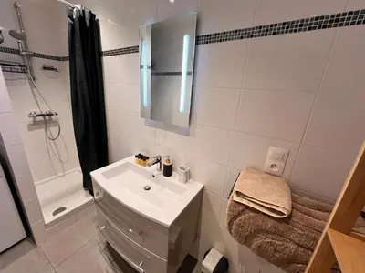 Salle de bains dans l'établissement Charme et confort au coeur d'Angers