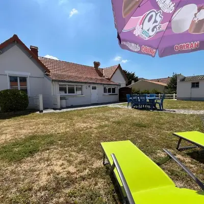 Maison de famille à 300m de la plage