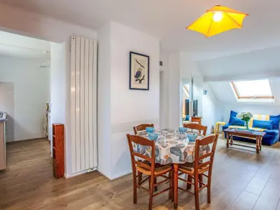 Coin salon dans l'établissement Apartment Les Tilleuls-1 by Interhome