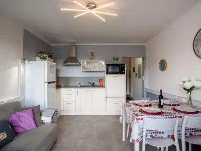 Cuisine ou kitchenette dans l'établissement Apartment Les Tilleuls-2 by Interhome
