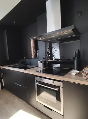 Cuisine ou kitchenette dans l'établissement Angers appart 65m2 proche centre ville, parking