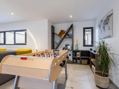 Coin salon dans l'établissement Gîte calme avec spa et terrasse, proche Nantes et Clisson - FR-1-306-1292