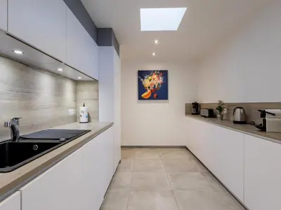 Cuisine ou kitchenette dans l'établissement Gîte calme avec spa et terrasse, proche Nantes et Clisson - FR-1-306-1292