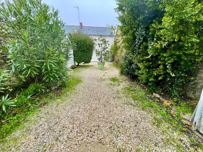 Jardin de l'établissement Rez de chaussée, place du marché, plage à pied