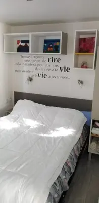 Un ou plusieurs lits dans un hébergement de l'établissement Mobil home 6 à 8pers FUN PASS NON INCLUS