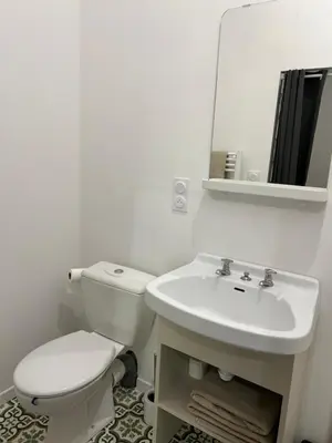 Salle de bains dans l'établissement Chez Marie et Dany