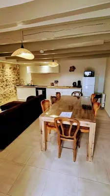 Cuisine ou kitchenette dans l'établissement Maison Sèvremont 6/8pers à 10min du Puy du Fou