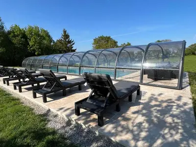 Jardin de l'établissement La Millière - Piscine & Campagne - Cathelineau