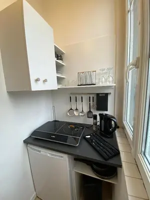 Cuisine ou kitchenette dans l'établissement Charmant T2 - Centre - 4 personnes