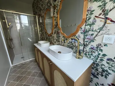 Salle de bains dans l'établissement Manoir au cœur de la campagne angevine