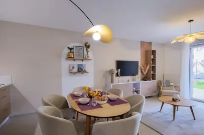 Télévision ou salle de divertissement dans l'établissement Reflet d'ô Retz - Plage Montbeau - Wifi