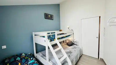 Un ou plusieurs lits dans un hébergement de l'établissement petite maison proche mer