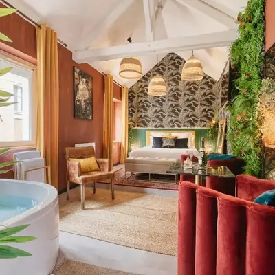 Suite avec jacuzzi - Le Boudoir de la Loire