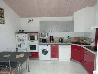 Cuisine ou kitchenette dans l'établissement Maison à Fromentine, 60m², 5 personnes - FR-1-540-313