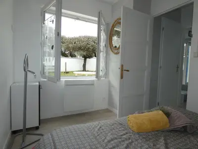 Un ou plusieurs lits dans un hébergement de l'établissement Maison à Fromentine, 60m², 5 personnes - FR-1-540-313