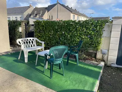 Jardin de l'établissement Grande chambre, Sdb partagée