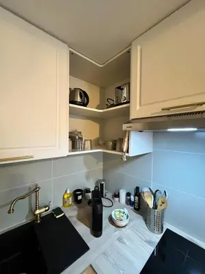 Cuisine ou kitchenette dans l'établissement Studio BROSSARD 2pers Tv and Wifi