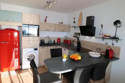 Cuisine ou kitchenette dans l'établissement La Falaise by TAH - Face mer avec grande terrasse