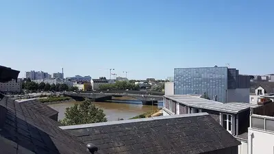 Vue générale sur Nantes ou vue de la ville depuis l'appartement