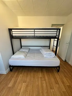 Un ou plusieurs lits dans un hébergement de l'établissement Appartement 55 m2 - 2 chambres - avec vue mer