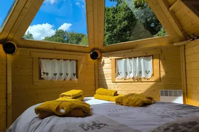 Plan de l'établissement Unusual Luxury Spa Private & Petits Dej Cabin