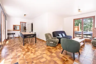 Coin salon dans l'établissement Maison au bord de l'eau, Bain nordique