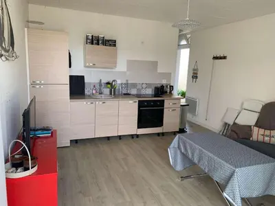 Cuisine ou kitchenette dans l'établissement Les Vagues du Marais - Saint hilaire de Riez
