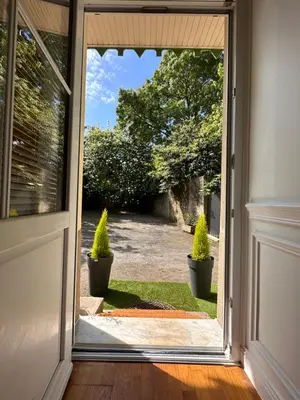 Jardin de l'établissement Studio charmant Parking & terrasse près du centre