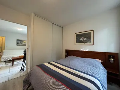 Un ou plusieurs lits dans un hébergement de l'établissement Azur Marin - Wifi, Parking, Piscine, Mer à 2min