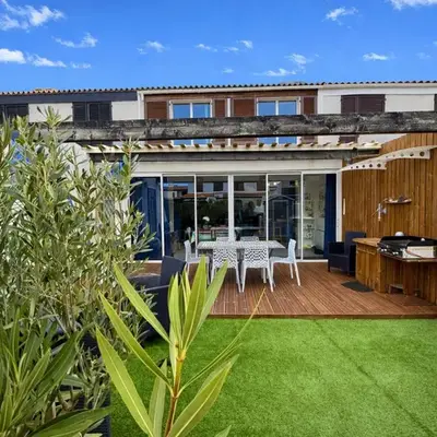 Maison avec jardinet proche plage et parking - FR-1-652-58
