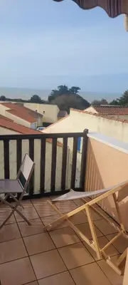 Balcon ou terrasse dans l'établissement Appartement vue mer