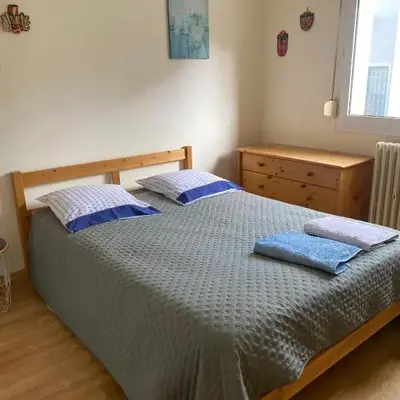Chambre chez l'HABITANT appartement partagé sauf salon