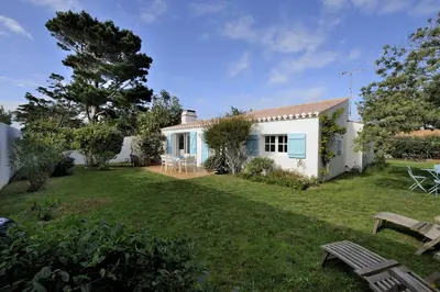 Jardin de l'établissement La Maison de Flo
