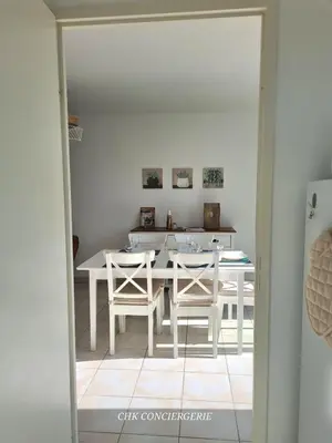 Coin salon dans l'établissement La Balière T3 rénové terrasse 20min du Puy duFou