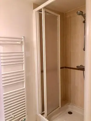 Salle de bains dans l'établissement Appartement 68 m2 vue Golf et Piscine