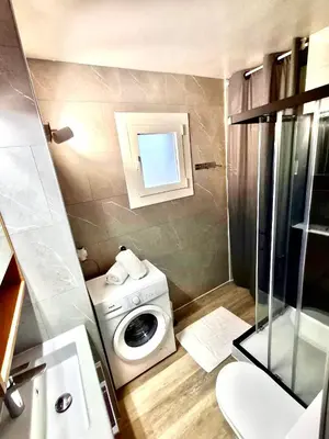 Salle de bains dans l'établissement Appartement 68 m2 vue Golf et Piscine