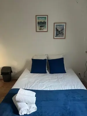 Un ou plusieurs lits dans un hébergement de l'établissement Studio Centre Angers 2 personnes