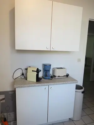 Cuisine ou kitchenette dans l'établissement Home SAINT-MAURILLE coeur d'Angers et Parking