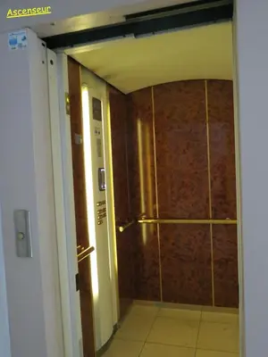 Plan de l'établissement Home SAINT-MAURILLE coeur d'Angers et Parking