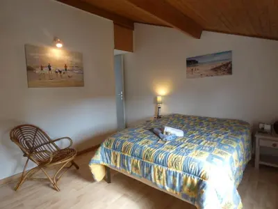 Un ou plusieurs lits dans un hébergement de l'établissement Maison à Fromentine 65m², 4 pers, proche plage, park - FR-1-540-319