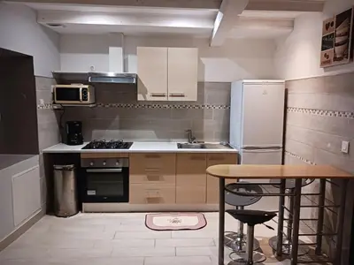 Cuisine ou kitchenette dans l'établissement Maison de bourg entre Nantes et Cholet