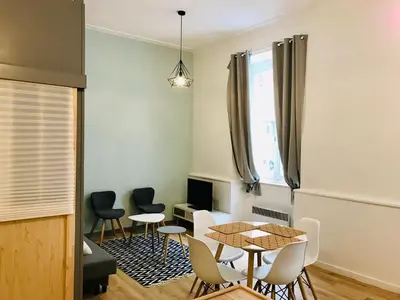 Coin salon dans l'établissement Best location near Place Graslin, elephant - up to 4 people - City Nantes