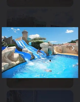 Piscine de l'établissement Mobile home 6 personnes 1semaine minimum juillet août ou située à proximité