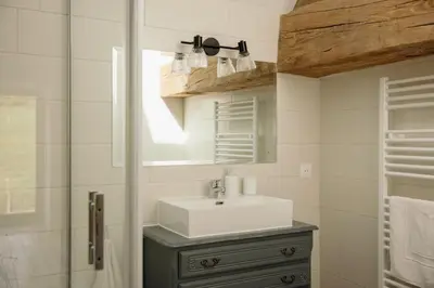 Salle de bains dans l'établissement Pied à Terre