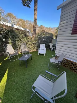 Jardin de l'établissement Mobilhome Calme 6 Personnes Camping Pierre Couché